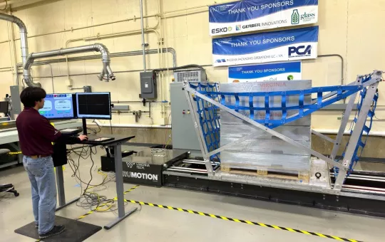 Virginia Tech lab, operating unit load stability tester